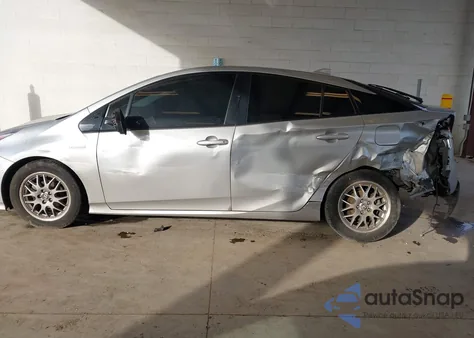 2017 Toyota Prius Four из США, поврежденный, VIN JTDKARFUXH3031853